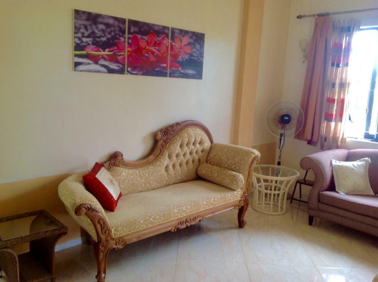 Cardamon Villa Is A 2 Bedroom With 1 Bathroom And Seperate Toilet Detached House With Ac And Swimming Pool , 5 Minutes Walk From Flic En Flac Public Beach Ngoại thất bức ảnh